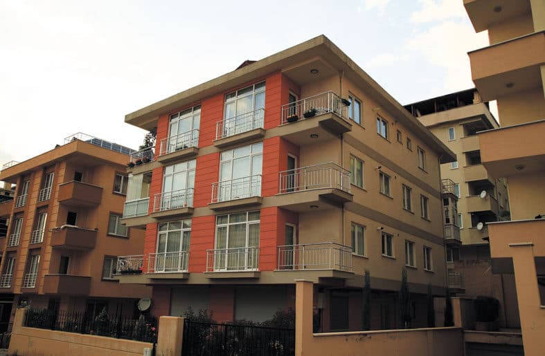 Sağlam Apartmanı